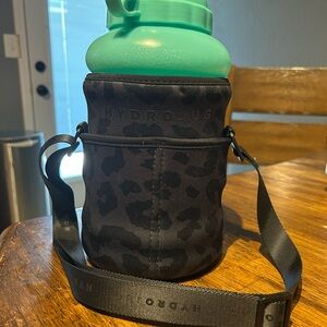 HydroJug with Sleeve